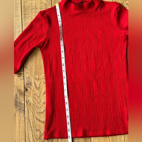 Zara Trafaluc Red Mock Neck Ribbed Top size Small - Picture 8 of 9